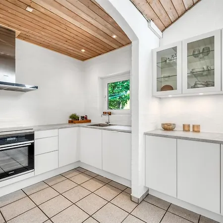 Holiday home Anniesette - 1-5km From The Sea In Western Jutland By Interhome