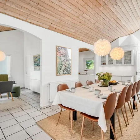 Anniesette - 1-5km From The Sea By Interhome *